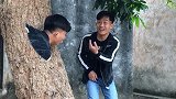 过来给你看个好东西