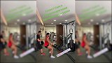 壮如牛！胡尔克健身房练臂力 轻松自如肌肉雄壮