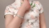 麻麻夸我这身衣服穿的好看，可以参加选美了