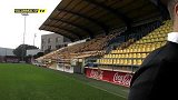 西甲-1516赛季-比利亚雷亚尔拍摄全家福 黄潜球员上演西装秀-新闻