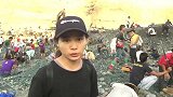 缅甸莫西沙翡翠矿山，黑泥层重见天日，黑泥层渗水严重