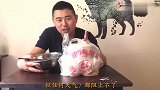 超小厨打包2个饭1个菜，起床晚了随便吃点，大口扒饭真过瘾