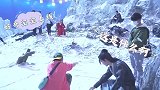 有翡花絮王一博片场玩“人造雪”，现场玩到停不下来！
