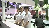 2012北京车展-车展最美礼仪遭摄像挑逗害羞难耐