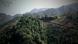 航拍深山1户人家，独占山头过着隐居世外的生活，着实让人向往？