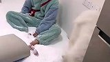 狗狗把家里的沙发咬烂了