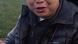 原来挤牛奶是这样婶儿的……