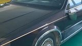 九十年代的豪车经典，它的大灯隐藏的真好。
