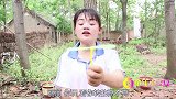 短剧：夏夏和小伙伴玩“竹蜻蜓”，夏夏飞的又高又远，太好玩了