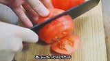 想吃面条不会擀面，教你最新懒人做法，水里一泡劲道爽滑