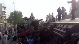 巴基斯坦南部两列火车相撞 致3死多伤