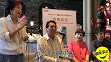 83岁谢贤与前妻甄珍影展同框，深情告白挚爱，半世纪后再舞一曲