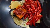 天气降温了，给家人做了两道热热乎乎的