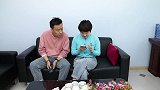 美女问丈夫一个问题，丈夫说了大实话，老婆的反应真逗