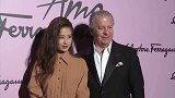 女星为保持身材有多狠看到佟丽娅吃泡面的操作，网友：我跪服