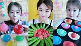 美女直播吃彩色果冻包子，彩色果蔬脆，是我向往的生活