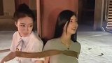 两位美女不知道被谁绑架了，正在呼喊救命，我该去救她们吗？