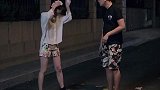 满兜就16块钱，这么搞笑的打劫你看过吗？哈哈哈