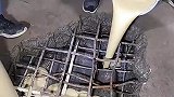这倒的啥玩意，都倒沫子了