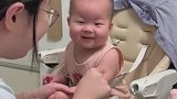 宝宝明天去打疫苗，宝妈提前演习了一遍，求宝宝心里阴影面积！
