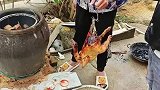 酒店做烧腊的男子，回村里却烧鸡烧糊了