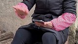 村里唯一去过酒吧的女人