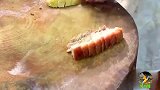 香港美食之烧腊9：烧腩鸡饭切得整齐，摆盒也整齐，看着很有食欲