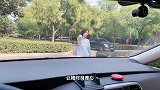 小伙在情人节恶搞老婆，结果老婆当场暴怒