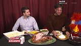 WWE-17年-食物是用来玩的！古拉克变身火鸡提出感恩节改进计划-专题