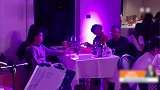 陈翔弹唱《月亮代表我的心》餐厅冷场，张翰着急亲自暖场！