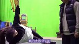 杨幂生理期拍戏被踢肚子！第12秒后的举动，导演看后都傻眼了
