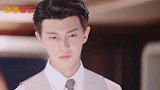 事业巅峰公布恋情，任嘉伦选择做最真实的自己