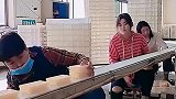 流水线拼手速，这速度太快了