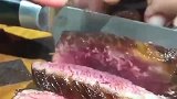 广东西餐大厨煎的3分熟牛肉，外焦里嫩，超级诱人！
