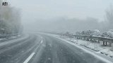受河北降雪影响 北京10条高速采取封闭措施