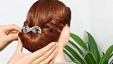 40－50岁女人头发这样扎起来，气质不老气，干练有明星范儿