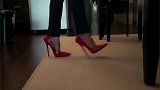 时尚高跟鞋：红色6英寸高跟鞋，高跟鞋很特别！