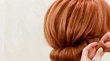 电视剧里的豪门太太都是这样盘发的，端庄优雅，简单易学