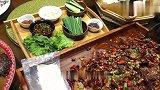 大牛头霸气侧漏，一个300，看着都不知如何下筷子
