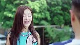 美女接到前男友的电话，决定从小伙这搬走