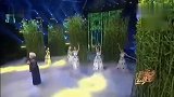 于淑珍现场演唱《月光下的凤尾竹》，八十岁的歌喉胜过无数年轻人