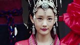 她是赵丽颖替身，在赵丽颖怀孕期间疯狂接戏，如今逆袭成一线