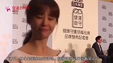 霍建华撒娇小海豚-快亲我一下！接下来她的反应，网友炸锅了