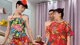 奶奶来家里小住，一家三口表演斗鸡舞，把老人逗乐了！