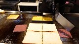 非常美味的香肠芝士吐司，这家店要卖18块钱一份