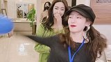 “T”加两笔！英文字母加两笔念什么啊，也太难了。哈哈哈哈哈办公室 搞笑