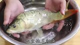 鲤鱼还是这样做最好吃，鱼肉细嫩鲜香没有腥味，吃一次就念念不忘