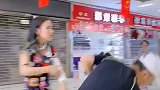这种反应真是惊人，比猫还快！快速而肯定地做这件事