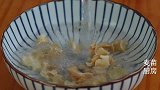 饭店的凉拌木耳为什么那么好吃？原来方法这么简单，一大碗不够吃