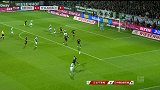 不莱梅右路精准斜长传 皮萨罗飞身头球击中横梁